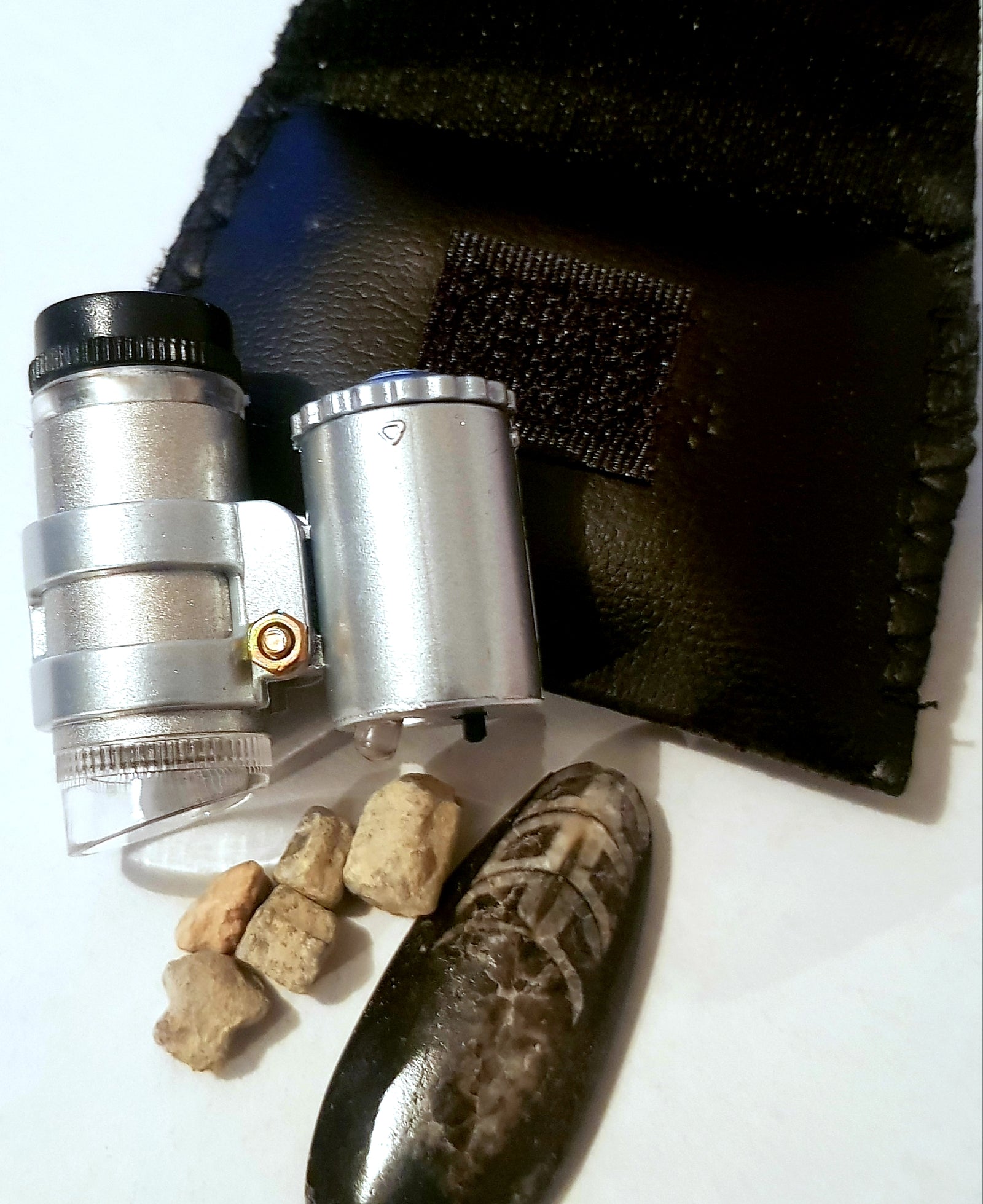 Mini microscope - The Science of Magic 