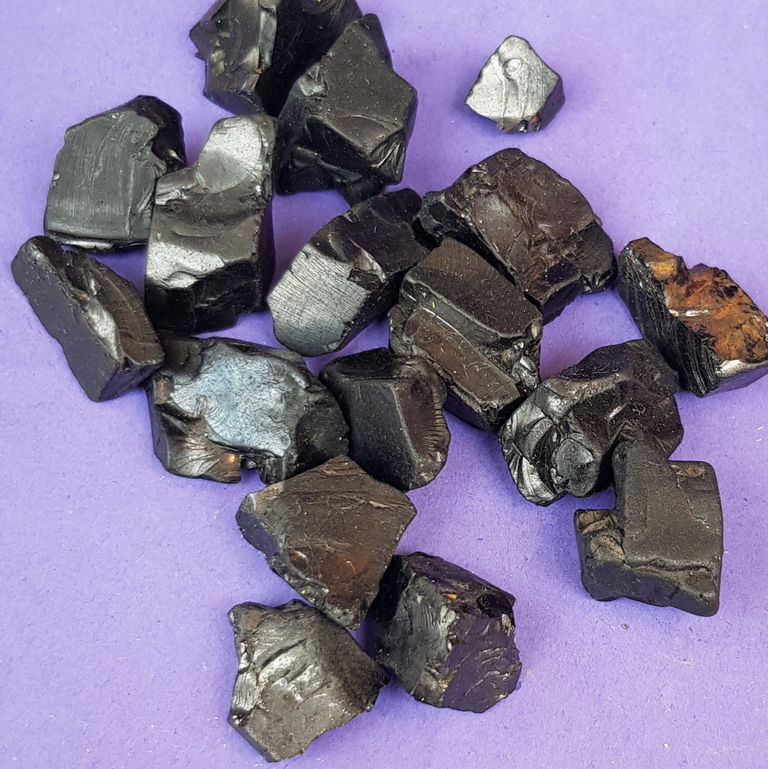 Noble shungite - The Science of Magic 