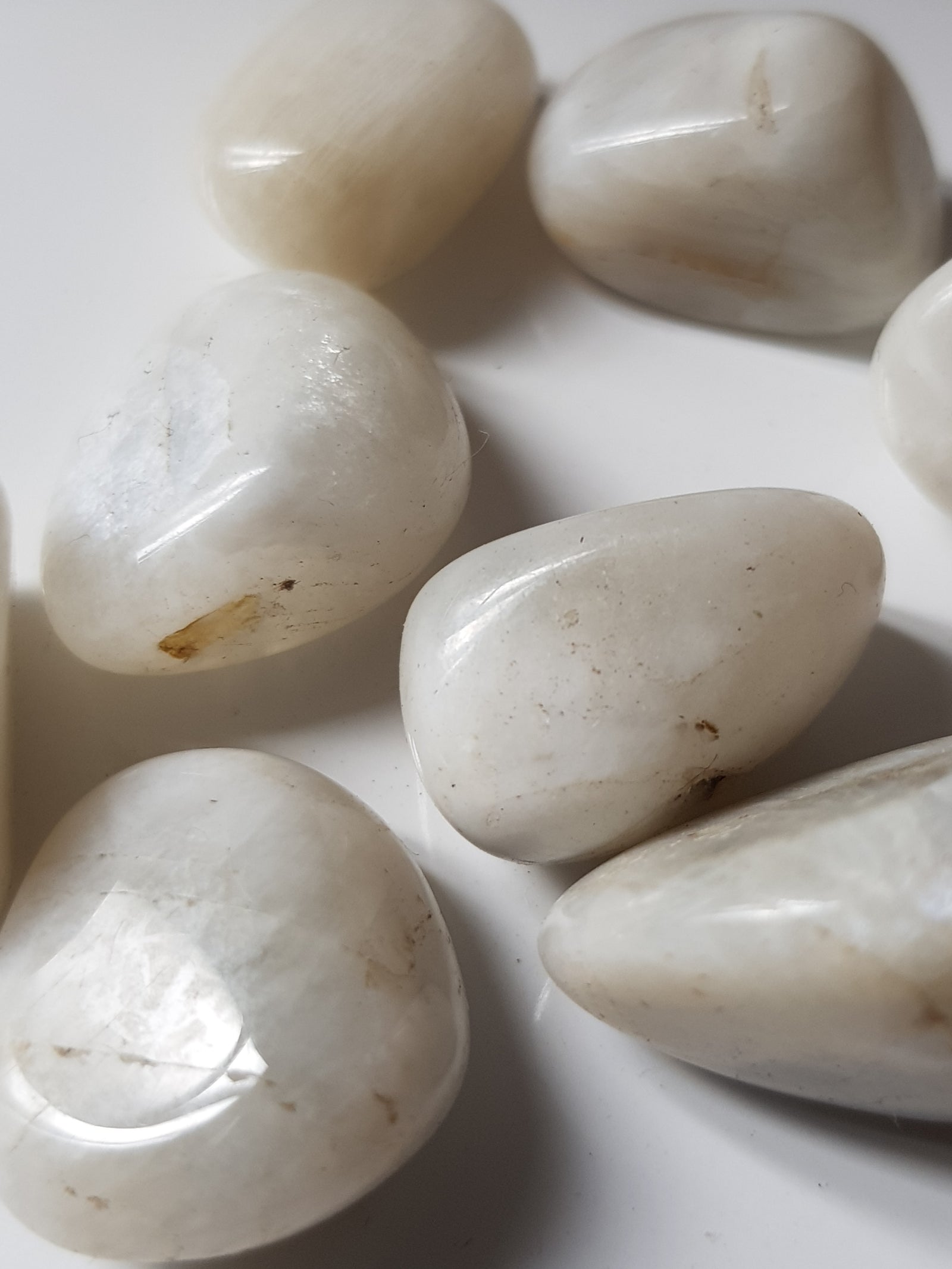 Tumbled rainbow moonstone - The Science of Magic 