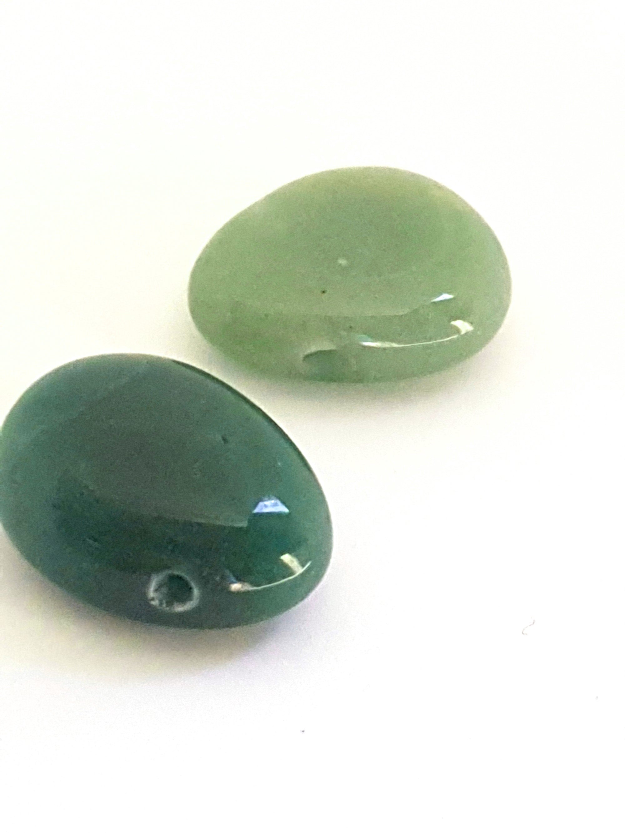 Green aventurine drilled beads for pendants - The Science of Magic 