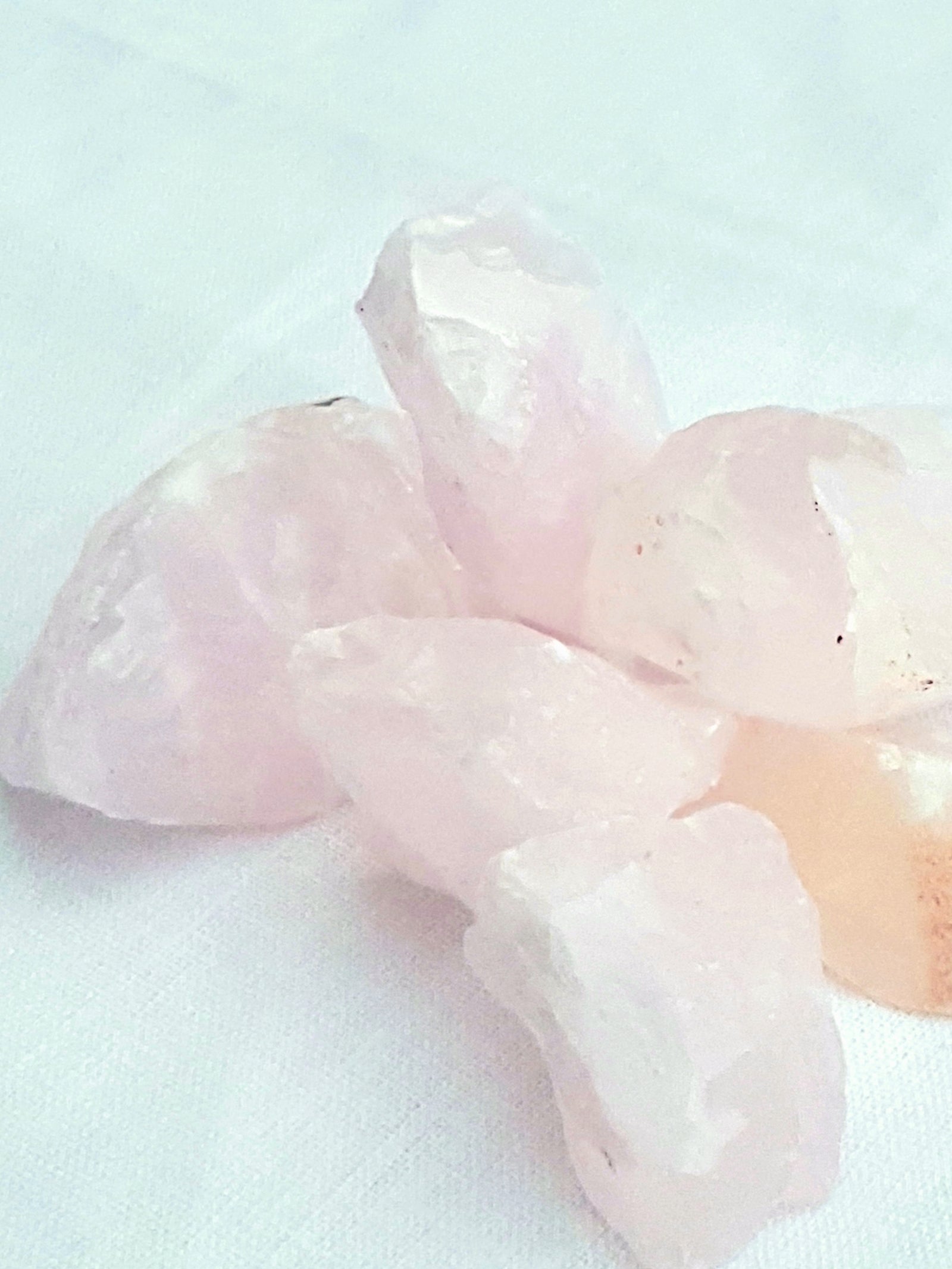 Manganocalcite natural - The Science of Magic 