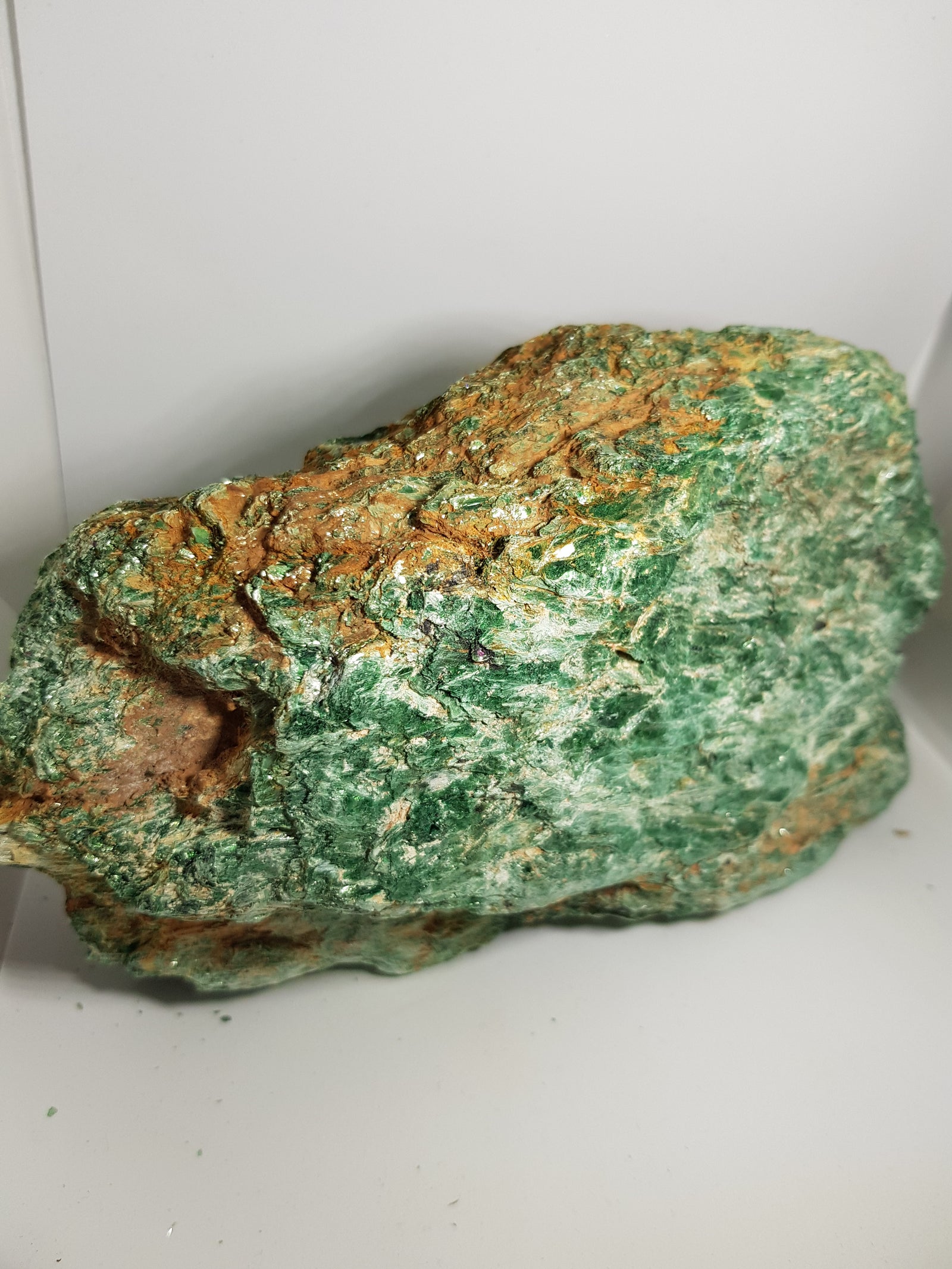Big bad boy chunk of fuschite - The Science of Magic 