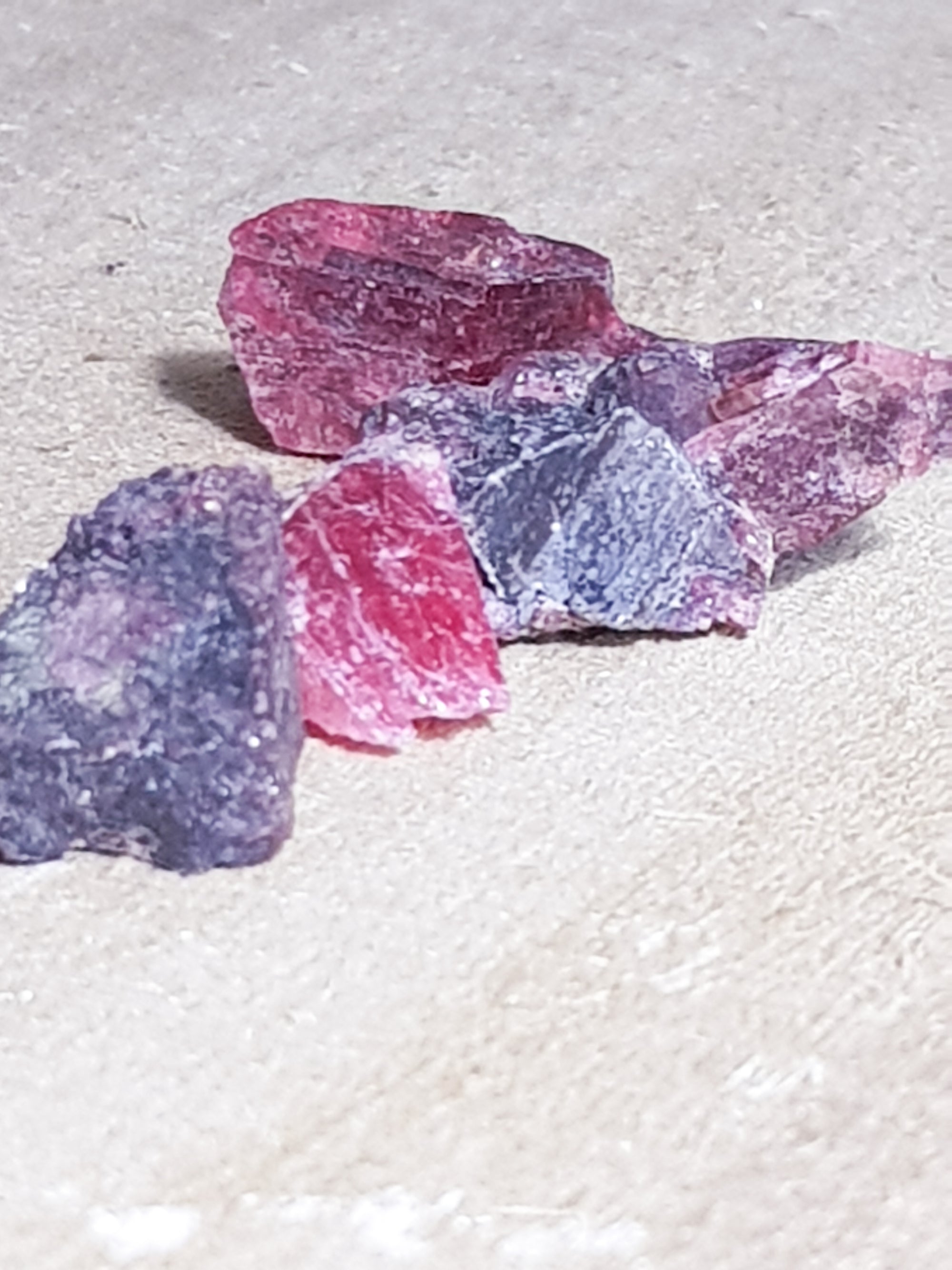 Pyroxmangite chip -- Conselheiro Lafaiete, Minas Gerais, Brazil