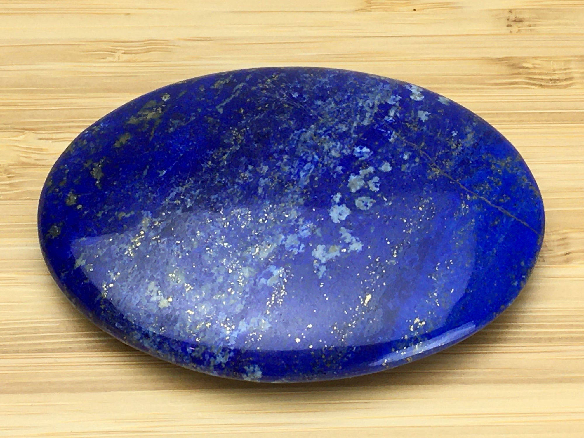 Lapis lazuli AA grade disc/palmstone