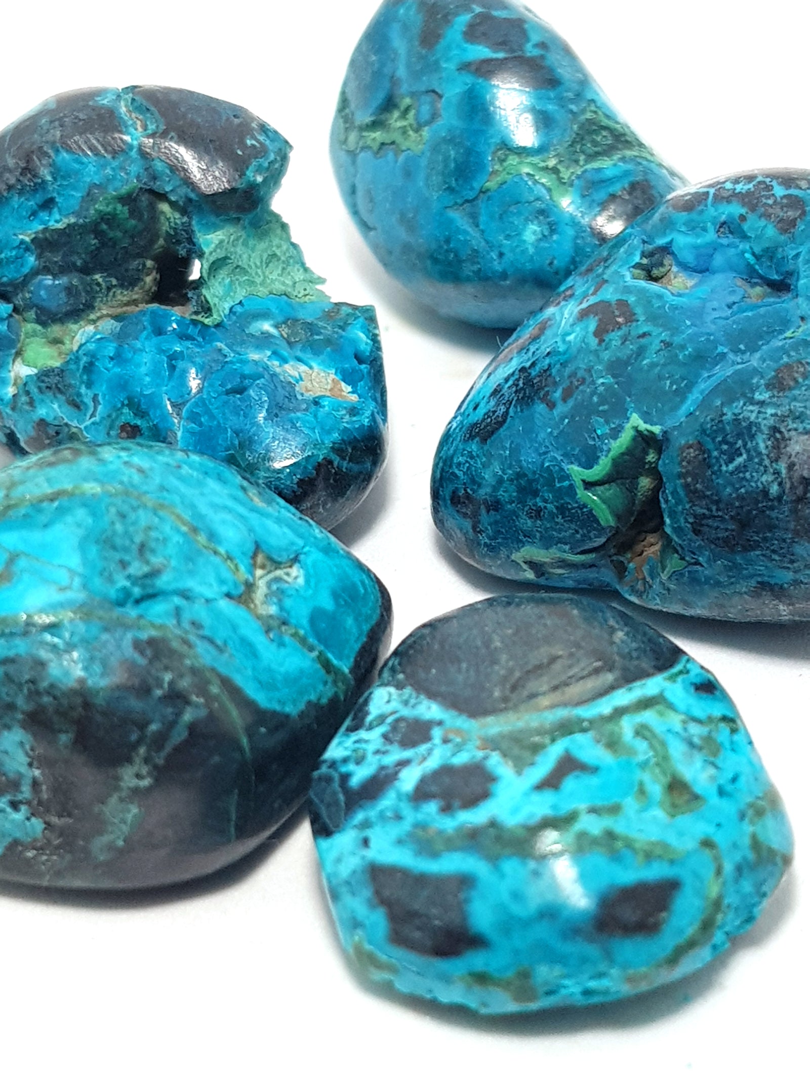 Chrysocolla tumbled stone - The Science of Magic 